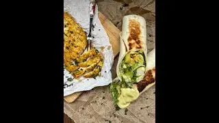 РОЛЛ КАРРИ С КУРОЧКОЙ И АНАНАСАМИ 🌯