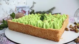 The Perfect Tart: Pistachio Tart with Strawberries