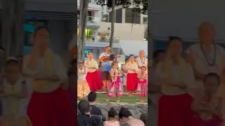 Free Sunset Hula @ #KuhioBeachPark #WaikikiBeach #Honolulu #Oahu #Hawaii 🇺🇸