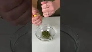 How to Make Homemade Pesto Vinaigrette 🍃