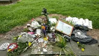 In Memoriam Ian Curtis Grave, Macclesfield Cemetery, Cheshire, UK (May 2016)