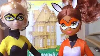 DIY ДОМИК ЛЕДИБАГ! Рена Руж Квин Би Супер Кот строят ДОМ!