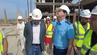Прокурор Забайкальского края Александр Яновский посетил место строительства школы в селе Засопка