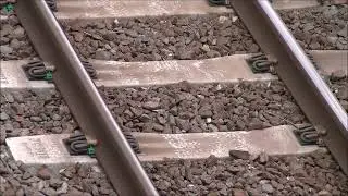 引き込み線　木の枕木