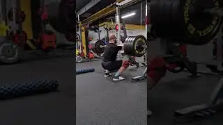 Присед на груди 160х4