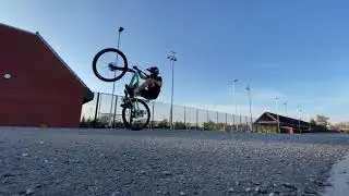 2021 Boardman MTR 8.8 Wheelies