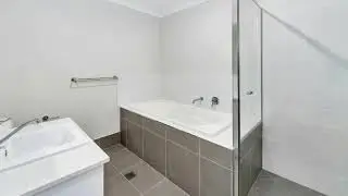 SMSF - DUAL INCOME INVESTMENT (Morayfield QLD 4506) - YIELD 6.34%