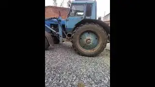 МТЗ. Самодельный погрузчик. Погрузка щебня в КАМАЗ.