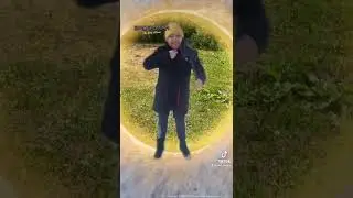 Кладоискатель открыл портал в лето