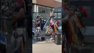 Peruanos tocando e cantando na Avenida Paulista - São Paulo - Brazil