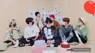 happy birthday jungkook we love you 🎊