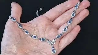 Серебряное колье с васильковыми сапфирами