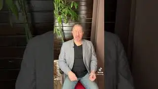 Почему он орет и унижает 
