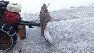 Регулируемый отвал для культиватора