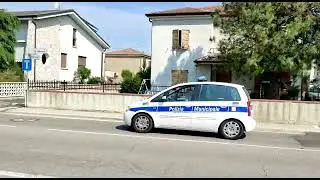 118 Modena Soccorso + polizia locale Alto Ferrarese in sirena