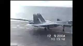 su 33 takes off with brakes on