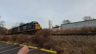 CSX Lunch Time Local  Y102 WB jan 12 2024