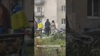 Фанат заснял Папича с женой
