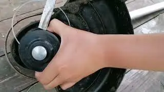 как открыть катушку чтобы поменять леску на аккумуляторном триммере