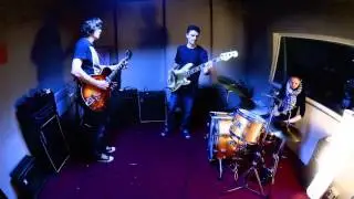 The Jumping Cats - Look A Py Py