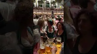 Hofbrau Festzelt - Oktoberfest 2019 - Alois Altmann Band - Guns n' Roses Medley