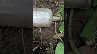 Ух, какую нашёл старинную бутылочку #metaldetecting #коп #старинная посуда