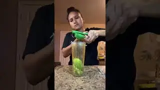 Salsa verde de aguacate
