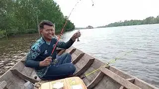 Tertawa Bahagia Bila Dah Strike Size Idaman!!