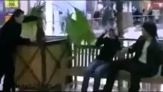 Приколы Парни на улице