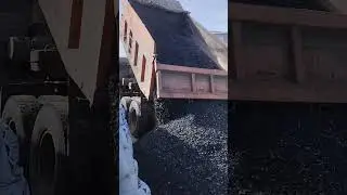 15 тонн щебня, камаз самосвал