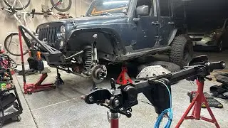 I sold my 1 ton axles to get upgraded d44 axles!