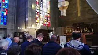 Vassula Ryden à Bâle en Suisse - Chant du Notre Père en Araméen