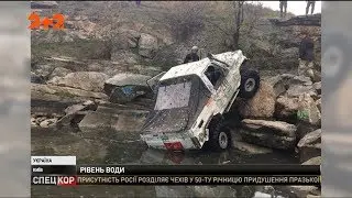 Як не втопити авто в період дощів