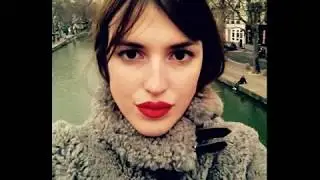 JEANNE DAMAS-50  looks.