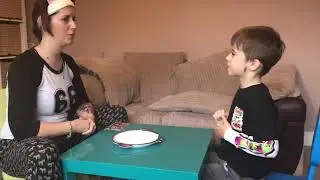 Mumma Pea vs Shrimp: rock, paper, scissors, FLOUR!