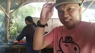 MARAGUSAN TRAVEL NICE PLACE SIDE WALK VENDOR