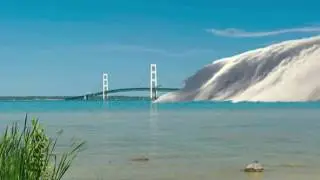Mysterious Creepy Fog Rolls Over Lake Michigan & Superior !