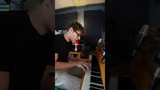 Reiley - Breaking My Heart Piano Cover 🎹🎶❤️ #shorts @Reileyofficial #pianocover #pianomusic #piano