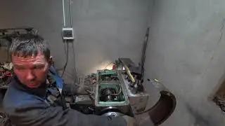 Токарный станок Кусон 3,подтягиваю подшипники шпинделя.