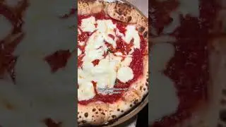 NYC'S MOST AUTHENTIC PIZZA? 📍 Song e Napule 