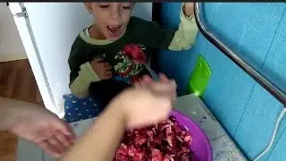 Кулинарный влог/ Много готовлю/ Готовлю с ребёнком/ Суп Гуляш Винегрет/ Видео на Новый год/