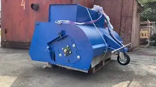 Щетка с бункером на любой мини погрузчик BOBCAT LONKING LOCUST