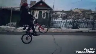Стант на велосипеде