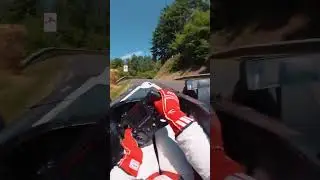 200km/h entre les arbres 🤯 La course de côte c’est un truc de fou ! #coursedecote #formulerenault