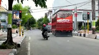 Kalau Nemu lampu Merah Belok Kiri Langsung Boleh Nggak sih!!