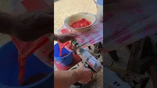 #shorts Как сделать сок с помощью шуруповерта!) #юмор #приколы #томаты #помидоры
