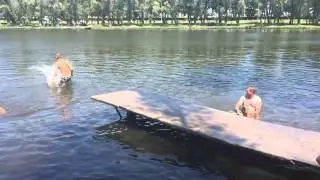 Какой то прыжок, Прыжки в воду (slow mo)