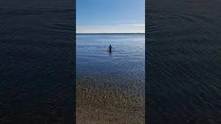 Прохладно.