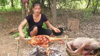 Cooking Duck using traditional skill and Eating Delicious for lunch 