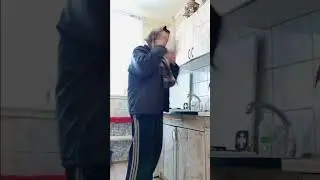 У кого там задержка?